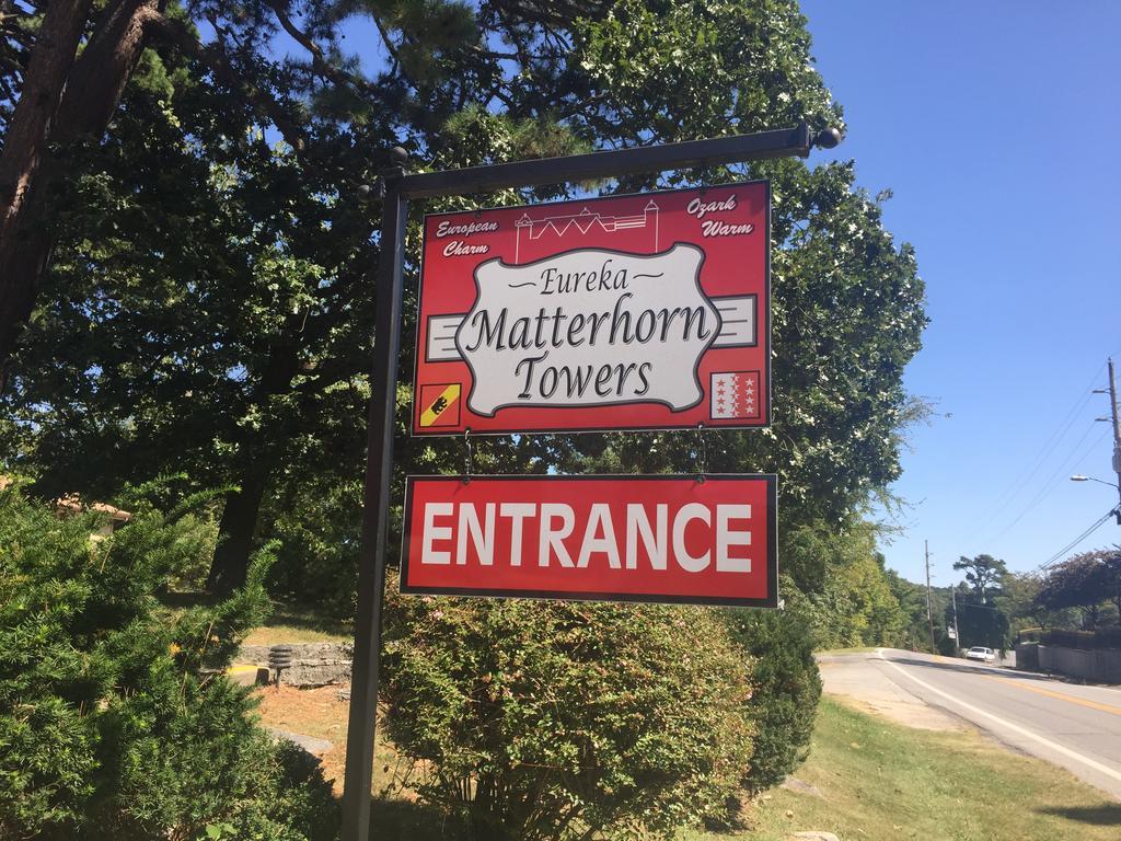 ホテル Matterhorn Tower ユリーカ・スプリングス エクステリア 写真